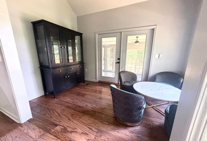 245 HOLIDAY HILLS LN, Counce, Tennessee 38326, 3 Bedrooms Bedrooms, 9 Rooms Rooms,3.1 BathroomsBathrooms,Residential,For Sale,HOLIDAY HILLS,10197863