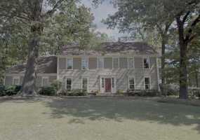 8422 POPLAR PIKE, Germantown, Tennessee 38138, 4 Bedrooms Bedrooms, 9 Rooms Rooms,3.1 BathroomsBathrooms,Residential,For Sale,POPLAR,10197894