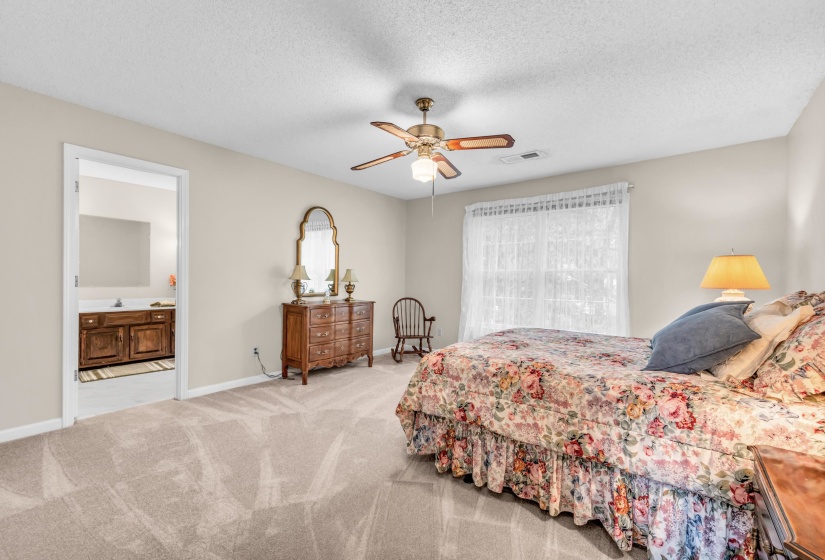 8422 POPLAR PIKE, Germantown, Tennessee 38138, 4 Bedrooms Bedrooms, 9 Rooms Rooms,3.1 BathroomsBathrooms,Residential,For Sale,POPLAR,10197894