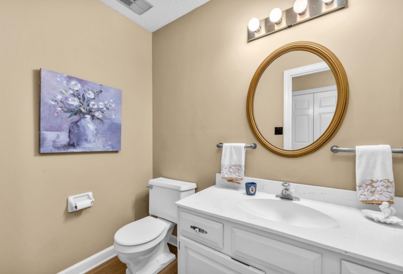 8422 POPLAR PIKE, Germantown, Tennessee 38138, 4 Bedrooms Bedrooms, 9 Rooms Rooms,3.1 BathroomsBathrooms,Residential,For Sale,POPLAR,10197894