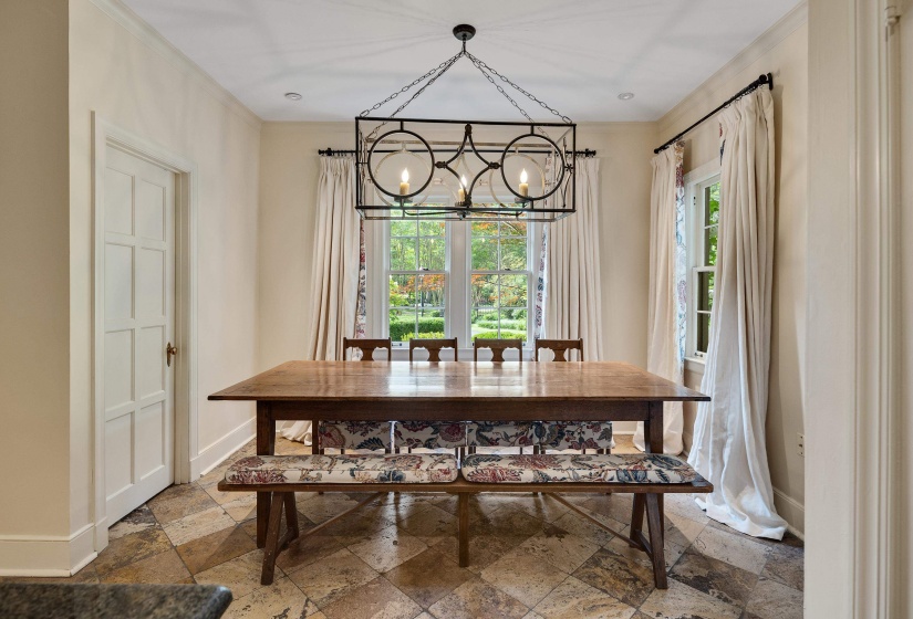 55 ST ANDREWS FWY, Memphis, Tennessee 38111, 5 Bedrooms Bedrooms, 11 Rooms Rooms,4.1 BathroomsBathrooms,Residential,For Sale,ST ANDREWS,10198074