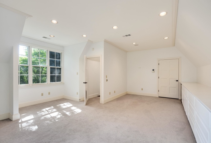 55 ST ANDREWS FWY, Memphis, Tennessee 38111, 5 Bedrooms Bedrooms, 11 Rooms Rooms,4.1 BathroomsBathrooms,Residential,For Sale,ST ANDREWS,10198074
