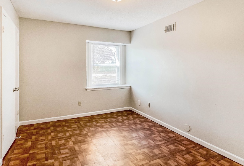 4290 PARK FOREST DR, Memphis, Tennessee 38141, 3 Bedrooms Bedrooms, 5 Rooms Rooms,2 BathroomsBathrooms,Rental Properties,For Sale,PARK FOREST,10198401