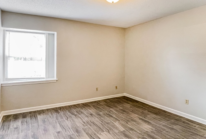 4290 PARK FOREST DR, Memphis, Tennessee 38141, 3 Bedrooms Bedrooms, 5 Rooms Rooms,2 BathroomsBathrooms,Rental Properties,For Sale,PARK FOREST,10198401