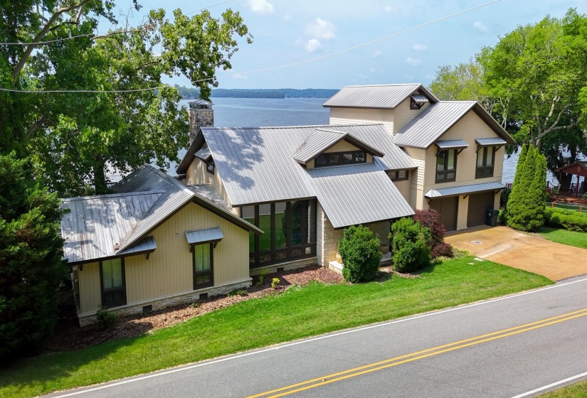 8535 RIVERTON ROSE TRAIL TRL, Cherokee, Alabama 35616, 4 Bedrooms Bedrooms, 10 Rooms Rooms,3.1 BathroomsBathrooms,Residential,For Sale,RIVERTON ROSE TRAIL,10198672