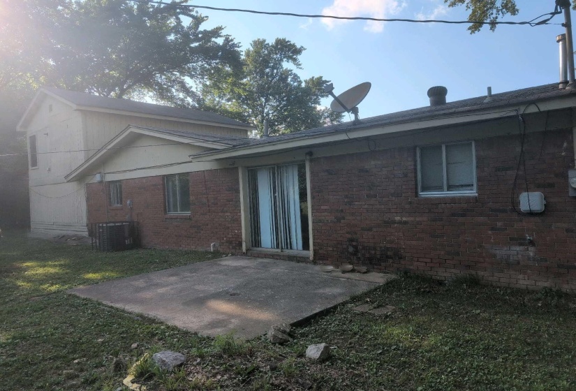 4915 FOXHALL CV, Memphis, Tennessee 38118, 5 Bedroom Bedrooms, 9 Room Rooms,3.1 BathroomBathrooms,Residential,For Sale,FOXHALL,0,10198893