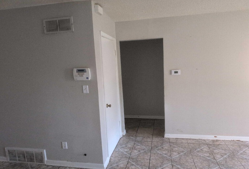 4915 FOXHALL CV, Memphis, Tennessee 38118, 5 Bedroom Bedrooms, 9 Room Rooms,3.1 BathroomBathrooms,Residential,For Sale,FOXHALL,0,10198893