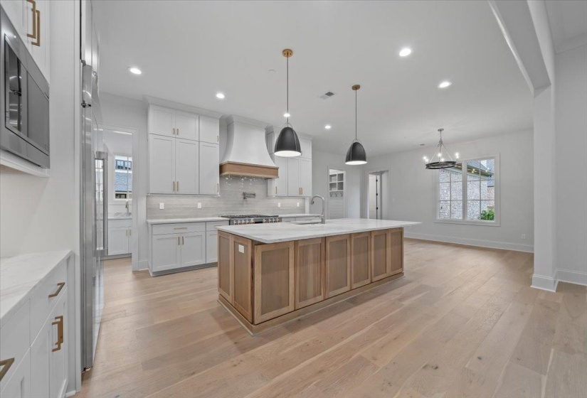 9170 OLD GREEN LN, Germantown, Tennessee 38138, 5 Bedrooms Bedrooms, 6 Rooms Rooms,5.1 BathroomsBathrooms,Residential,For Sale,OLD GREEN,10188677