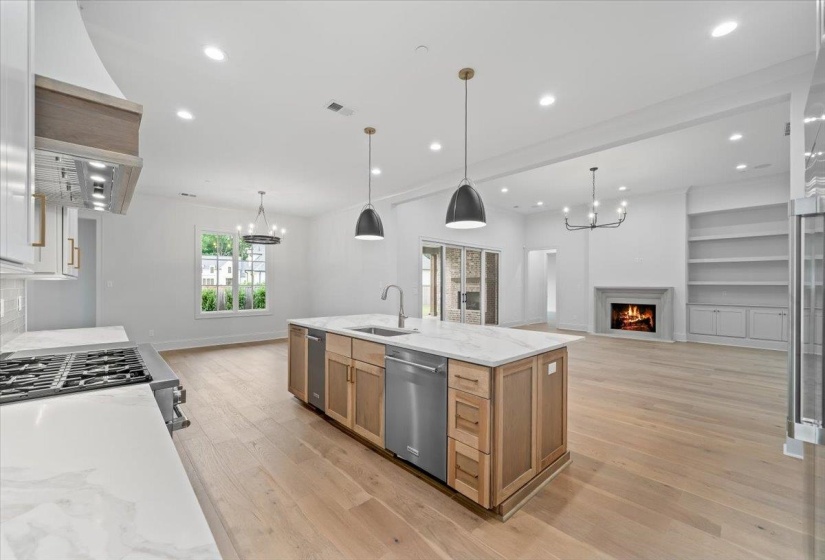 9170 OLD GREEN LN, Germantown, Tennessee 38138, 5 Bedrooms Bedrooms, 6 Rooms Rooms,5.1 BathroomsBathrooms,Residential,For Sale,OLD GREEN,10188677