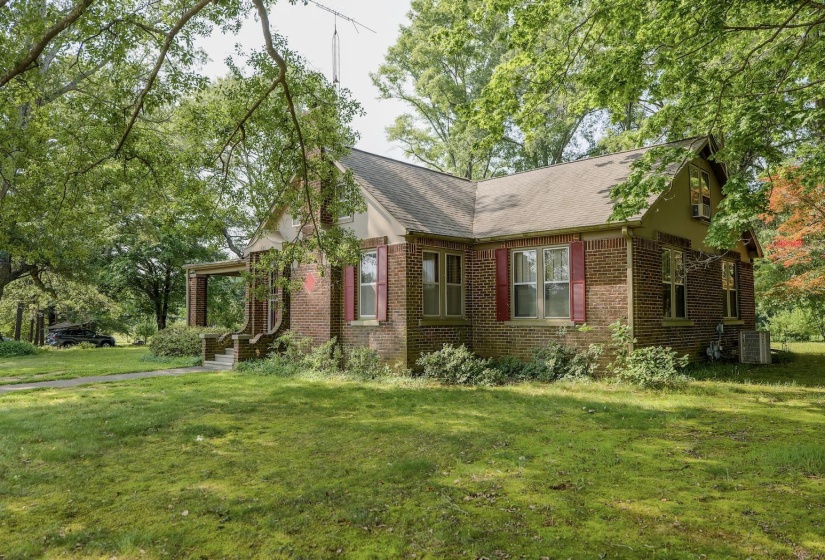 5605 88 HWY, Halls, Tennessee 38040-6103, 4 Bedrooms Bedrooms, 6 Rooms Rooms,3 BathroomsBathrooms,Residential,For Sale,88,10199130