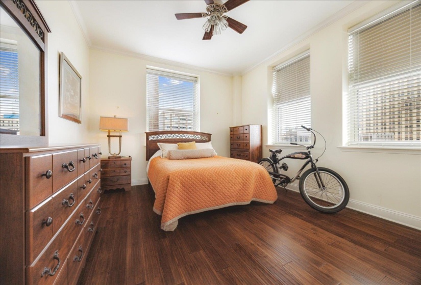 127 MADISON AVE, Memphis, Tennessee 38103, 2 Bedroom Bedrooms, 6 Room Rooms,2 BathroomBathrooms,Residential,For Sale,MADISON,0,10199280