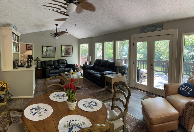 60 POINT GRAND BLF, Savannah, Tennessee 38372, 5 Bedrooms Bedrooms, 11 Rooms Rooms,3.1 BathroomsBathrooms,Residential,For Sale,POINT GRAND,10188630