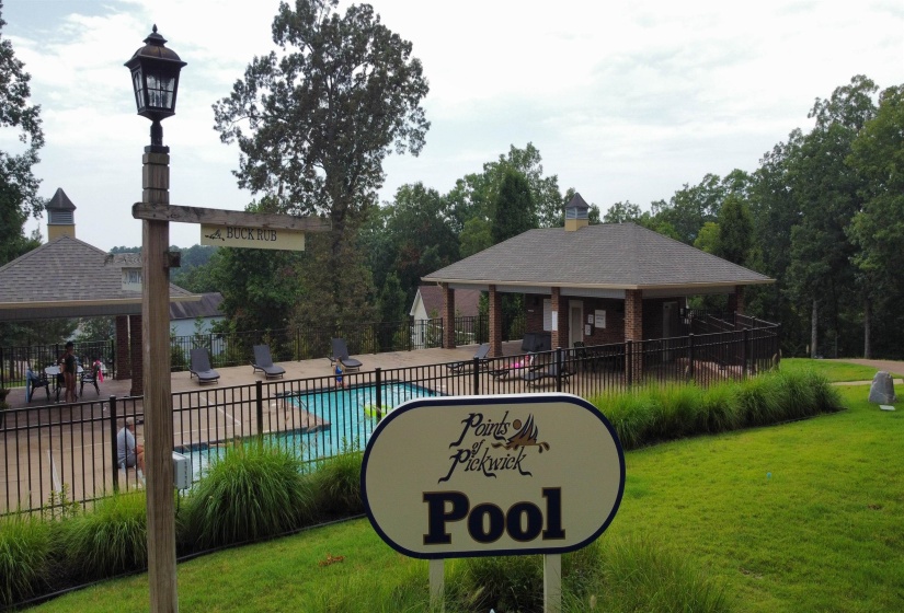 60 POINT GRAND BLF, Savannah, Tennessee 38372, 5 Bedrooms Bedrooms, 11 Rooms Rooms,3.1 BathroomsBathrooms,Residential,For Sale,POINT GRAND,10188630