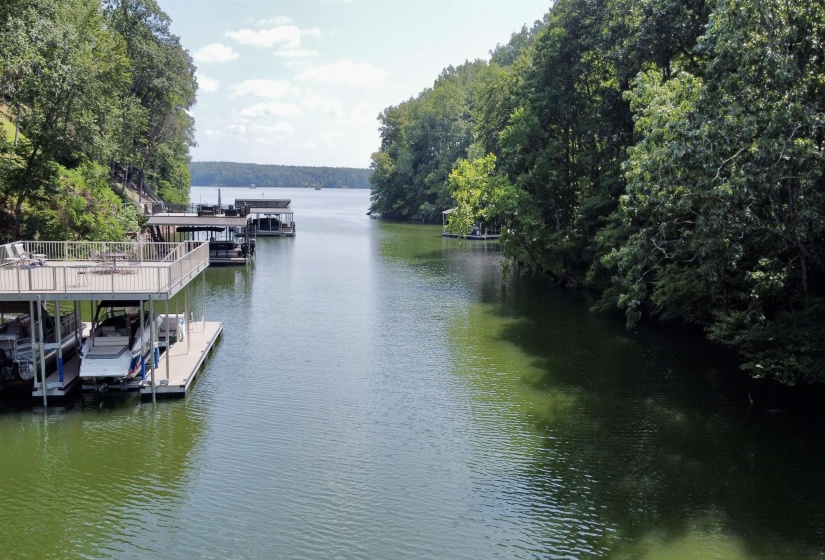 60 POINT GRAND BLF, Savannah, Tennessee 38372, 5 Bedrooms Bedrooms, 11 Rooms Rooms,3.1 BathroomsBathrooms,Residential,For Sale,POINT GRAND,10188630