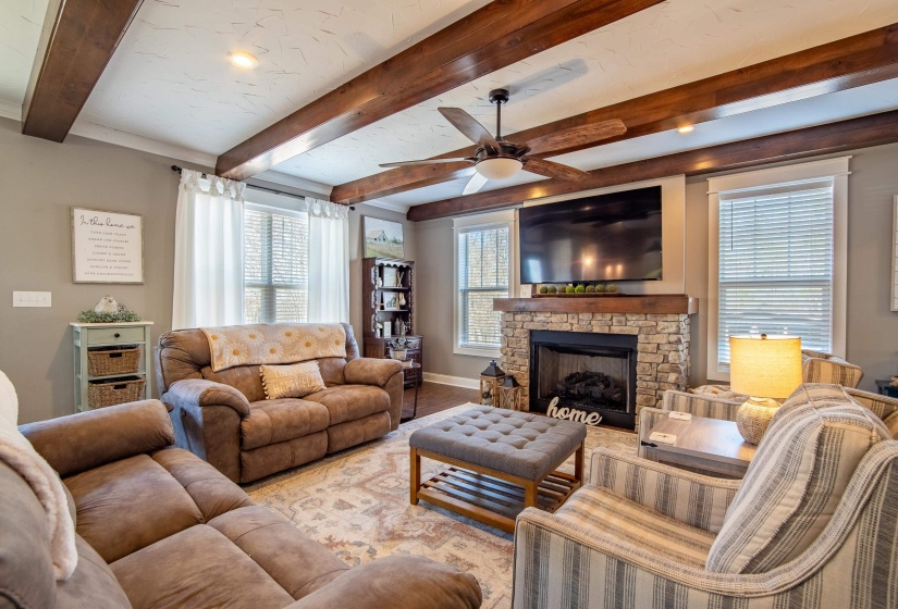 865 SYLVAN DR, Savannah, Tennessee 38372, 5 Bedrooms Bedrooms, 12 Rooms Rooms,2.1 BathroomsBathrooms,Residential,For Sale,SYLVAN,10188737