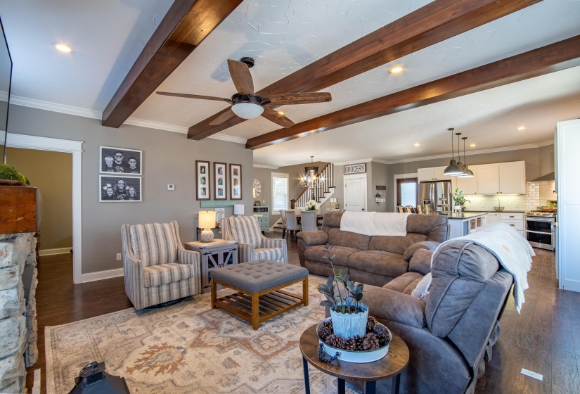 865 SYLVAN DR, Savannah, Tennessee 38372, 5 Bedrooms Bedrooms, 12 Rooms Rooms,2.1 BathroomsBathrooms,Residential,For Sale,SYLVAN,10188737