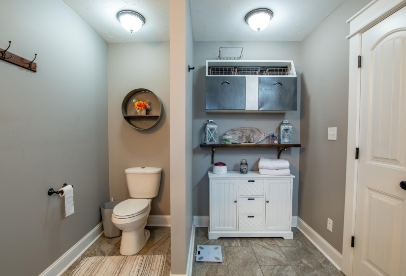 865 SYLVAN DR, Savannah, Tennessee 38372, 5 Bedrooms Bedrooms, 12 Rooms Rooms,2.1 BathroomsBathrooms,Residential,For Sale,SYLVAN,10188737