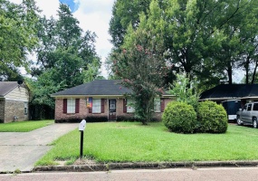 97 PEPPERBROOK CV, Southaven, Mississippi 38671, 3 Bedrooms Bedrooms, 6 Rooms Rooms,1 BathroomBathrooms,Residential,For Sale,PEPPERBROOK,10199738