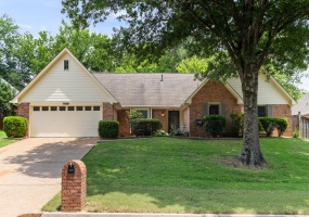 1504 TEAL WING LN, Memphis, Tennessee 38016, 4 Bedrooms Bedrooms, 8 Rooms Rooms,2 BathroomsBathrooms,Residential,For Sale,TEAL WING,10200124