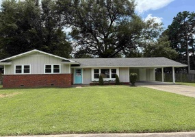 1351 FAVELL DR, Memphis, Tennessee 38116, 3 Bedrooms Bedrooms, 7 Rooms Rooms,2 BathroomsBathrooms,Residential,For Sale,FAVELL,10200142