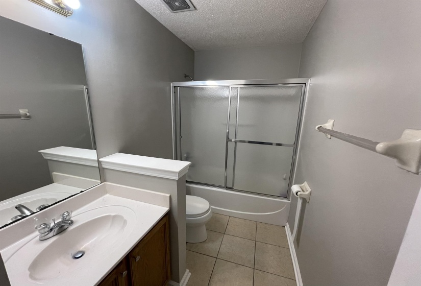 1428 RADLEY COVE CV, Cordova, Tennessee 38016, 3 Bedrooms Bedrooms, 5 Rooms Rooms,2 BathroomsBathrooms,Rental Properties,For Sale,RADLEY COVE,10200394