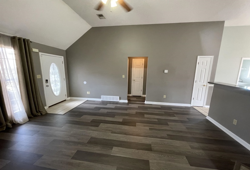 1428 RADLEY COVE CV, Cordova, Tennessee 38016, 3 Bedrooms Bedrooms, 5 Rooms Rooms,2 BathroomsBathrooms,Rental Properties,For Sale,RADLEY COVE,10200394