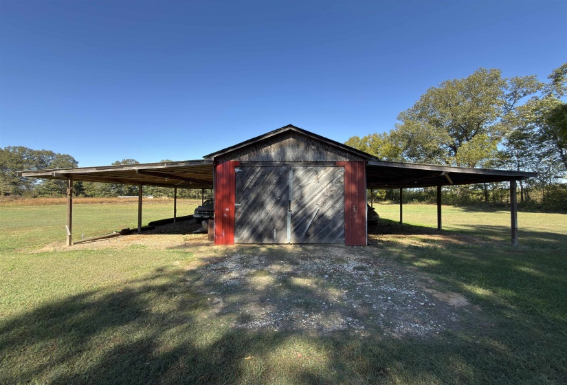 30 GATLIN RD, Grand Junction, Tennessee 38039, 3 Bedrooms Bedrooms, 8 Rooms Rooms,2 BathroomsBathrooms,Residential,For Sale,GATLIN,10201163
