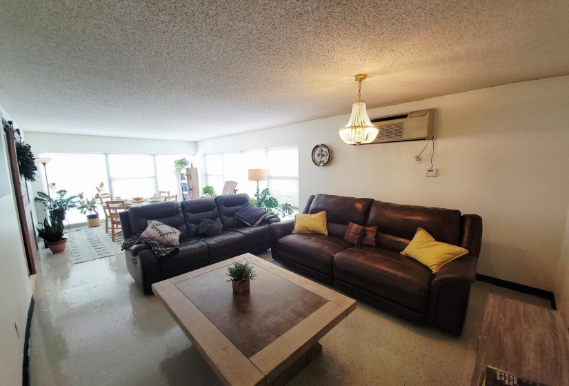 232 HIGHLAND ST, Memphis, Tennessee 38111, 2 Bedrooms Bedrooms, 4 Rooms Rooms,2 BathroomsBathrooms,Residential,For Sale,HIGHLAND,10201187