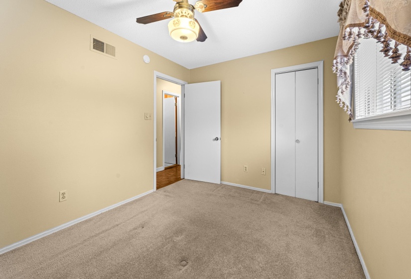 319 HOMEVILLE RD, Collierville, Tennessee 38017, 3 Bedrooms Bedrooms, 8 Rooms Rooms,2.1 BathroomsBathrooms,Rental Properties,For Sale,HOMEVILLE,10201315