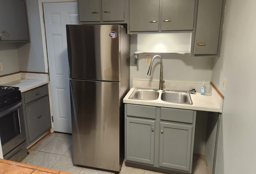 53 BELVEDERE BLVD, Memphis, Tennessee 38104, 2 Bedroom Bedrooms, 4 Room Rooms,1 BathroomBathrooms,Residential,For Sale,BELVEDERE,0,10201463