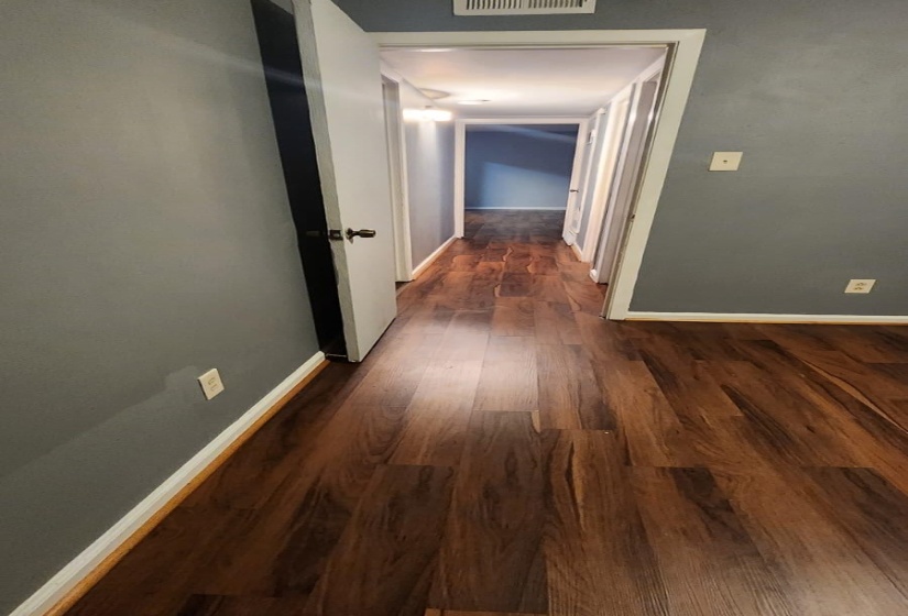 53 BELVEDERE BLVD, Memphis, Tennessee 38104, 2 Bedroom Bedrooms, 4 Room Rooms,1 BathroomBathrooms,Residential,For Sale,BELVEDERE,0,10201463
