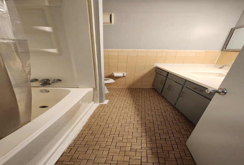 53 BELVEDERE BLVD, Memphis, Tennessee 38104, 2 Bedroom Bedrooms, 4 Room Rooms,1 BathroomBathrooms,Residential,For Sale,BELVEDERE,0,10201463