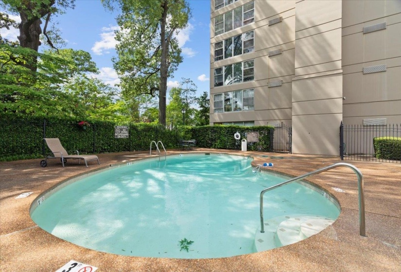 232 HIGHLAND ST, Memphis, Tennessee 38111, 1 Bedroom Bedrooms, 4 Rooms Rooms,1 BathroomBathrooms,Residential,For Sale,HIGHLAND,10201499