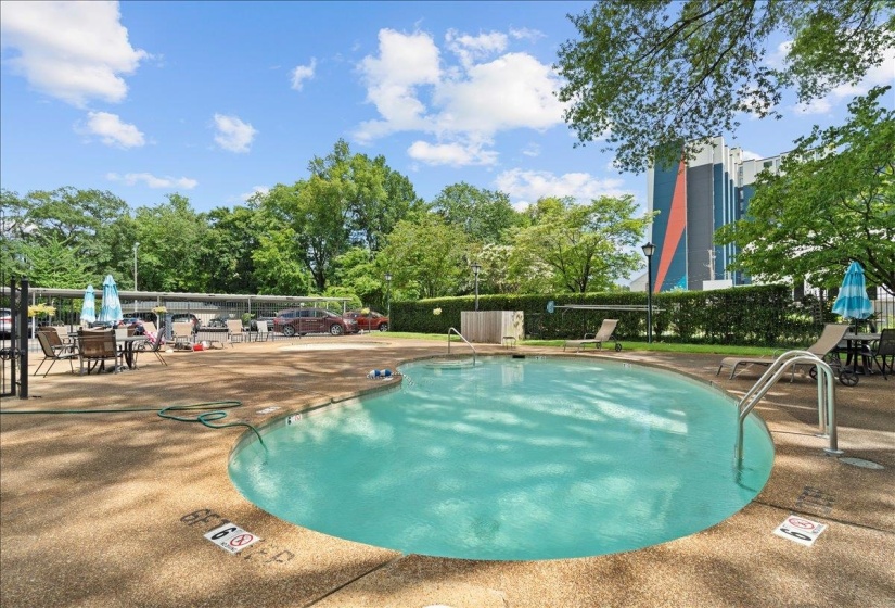 232 HIGHLAND ST, Memphis, Tennessee 38111, 1 Bedroom Bedrooms, 4 Rooms Rooms,1 BathroomBathrooms,Residential,For Sale,HIGHLAND,10201499