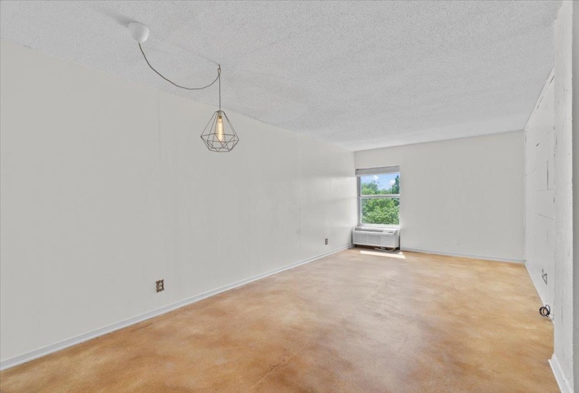 232 HIGHLAND ST, Memphis, Tennessee 38111, 1 Bedroom Bedrooms, 4 Rooms Rooms,1 BathroomBathrooms,Residential,For Sale,HIGHLAND,10201499