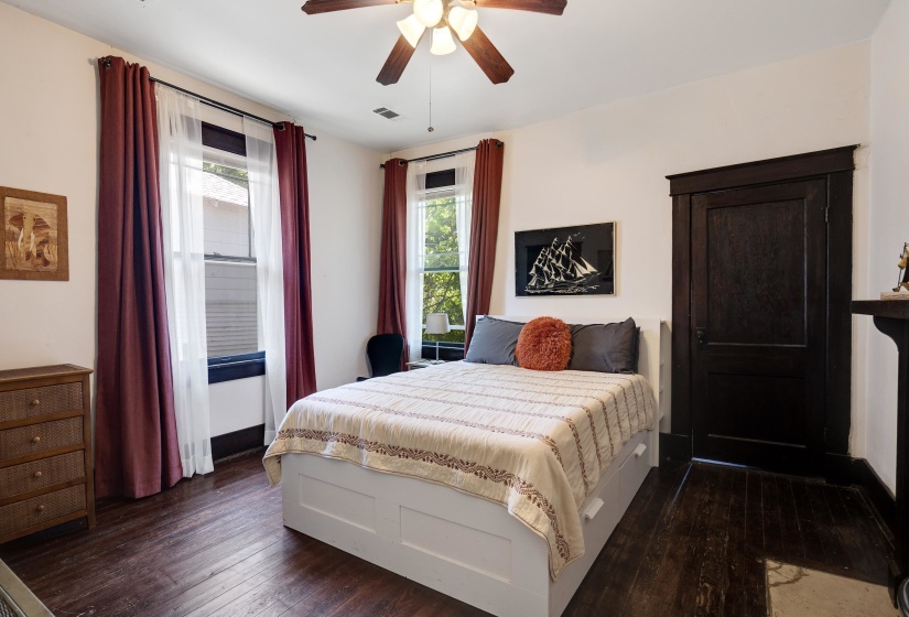 3687 CARNES AVE, Memphis, Tennessee 38111, 2 Bedrooms Bedrooms, 5 Rooms Rooms,1 BathroomBathrooms,Residential,For Sale,CARNES,10195447