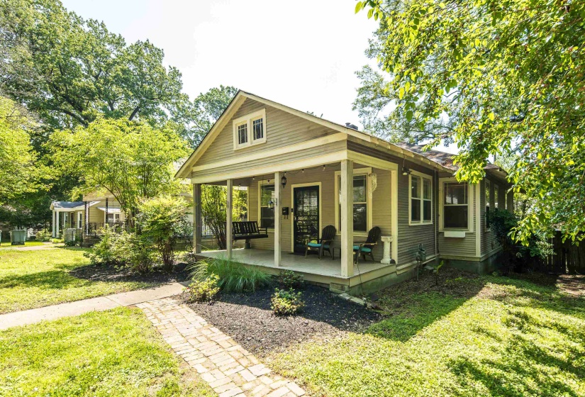3687 CARNES AVE, Memphis, Tennessee 38111, 2 Bedrooms Bedrooms, 5 Rooms Rooms,1 BathroomBathrooms,Residential,For Sale,CARNES,10195447