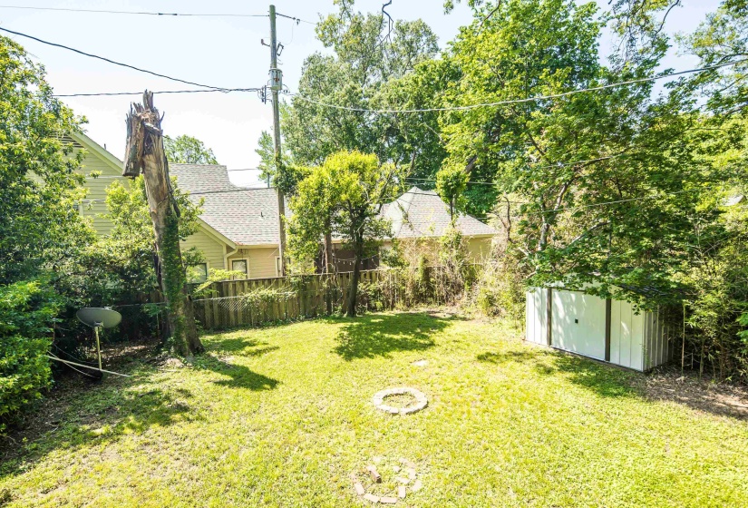 3687 CARNES AVE, Memphis, Tennessee 38111, 2 Bedrooms Bedrooms, 5 Rooms Rooms,1 BathroomBathrooms,Residential,For Sale,CARNES,10195447