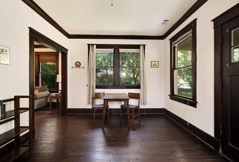 3687 CARNES AVE, Memphis, Tennessee 38111, 2 Bedrooms Bedrooms, 5 Rooms Rooms,1 BathroomBathrooms,Residential,For Sale,CARNES,10195447