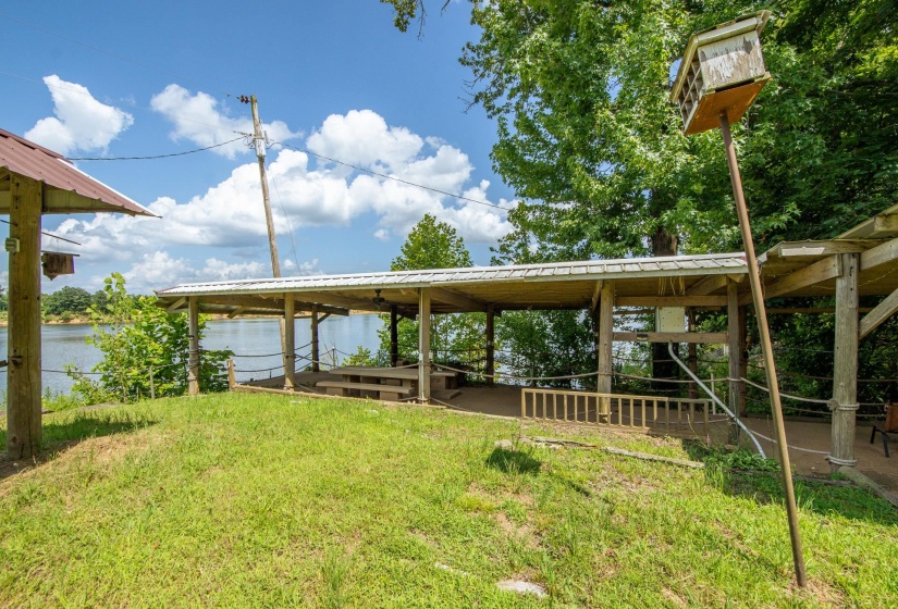 3360 COFFEE LANDING RD, Adamsville, Tennessee 38310, ,Land,For Sale,COFFEE LANDING,10202056