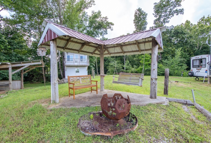 3360 COFFEE LANDING RD, Adamsville, Tennessee 38310, ,Land,For Sale,COFFEE LANDING,10202056