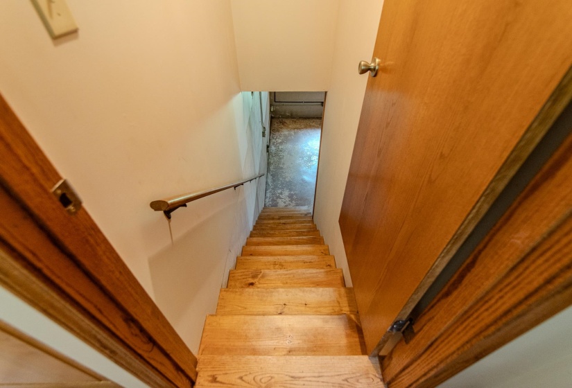 1910 HAMBURG LOOP, Savannah, Tennessee 38372, 3 Bedrooms Bedrooms, 7 Rooms Rooms,2 BathroomsBathrooms,Residential,For Sale,HAMBURG,10202241