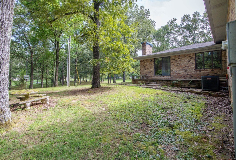 1910 HAMBURG LOOP, Savannah, Tennessee 38372, 3 Bedrooms Bedrooms, 7 Rooms Rooms,2 BathroomsBathrooms,Residential,For Sale,HAMBURG,10202241