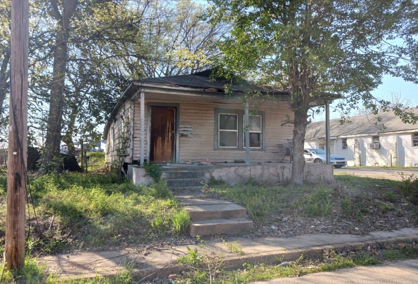 View of bungalow-style home