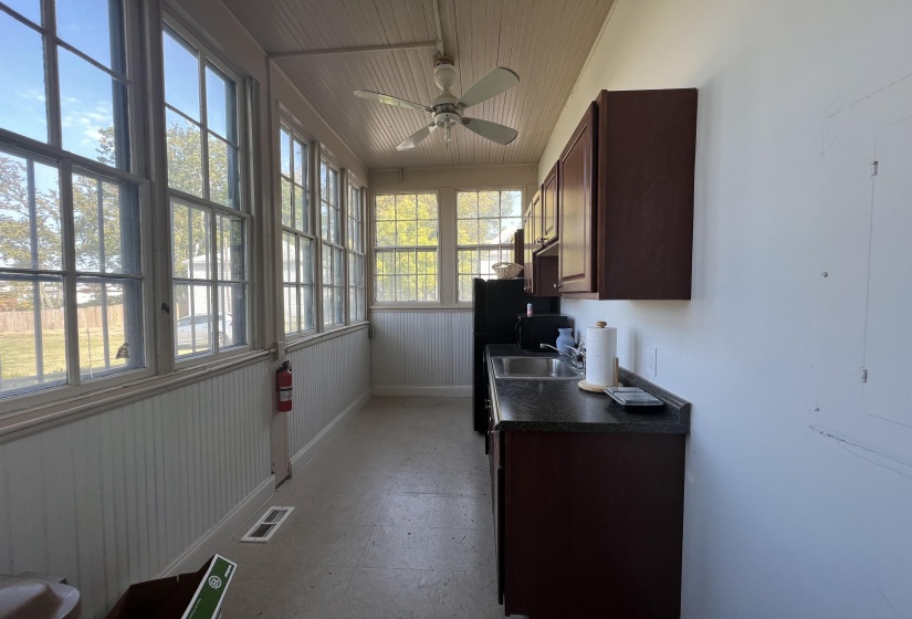320 EAST ST, Memphis, Tennessee 38126, ,Commercial/industrial,For Sale,EAST,10135390