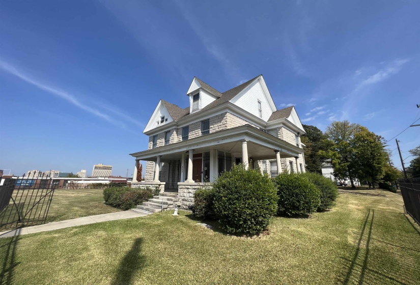 320 EAST ST, Memphis, Tennessee 38126, ,Commercial/industrial,For Sale,EAST,10135390
