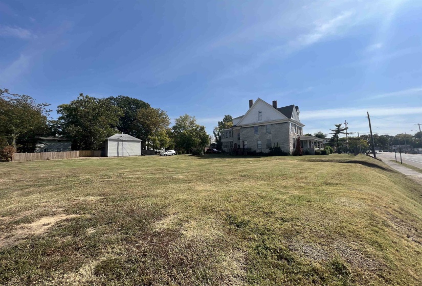 320 EAST ST, Memphis, Tennessee 38126, ,Commercial/industrial,For Sale,EAST,10135390