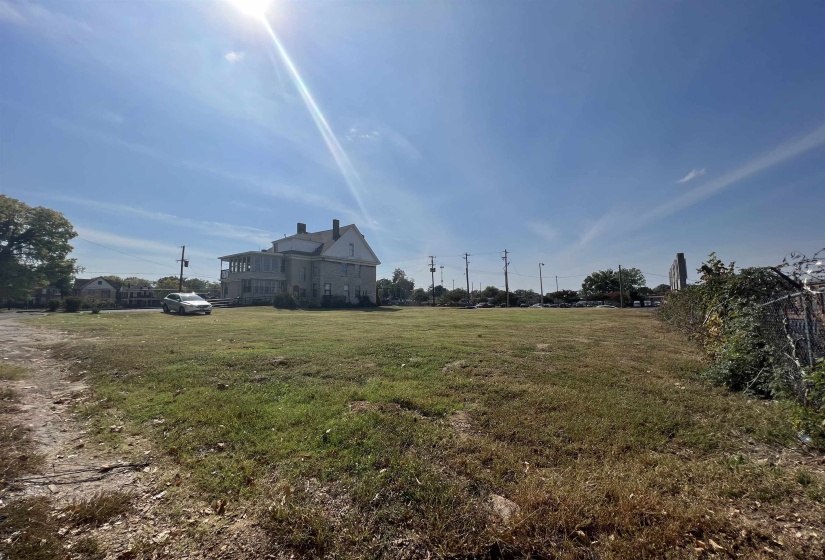 320 EAST ST, Memphis, Tennessee 38126, ,Commercial/industrial,For Sale,EAST,10135390
