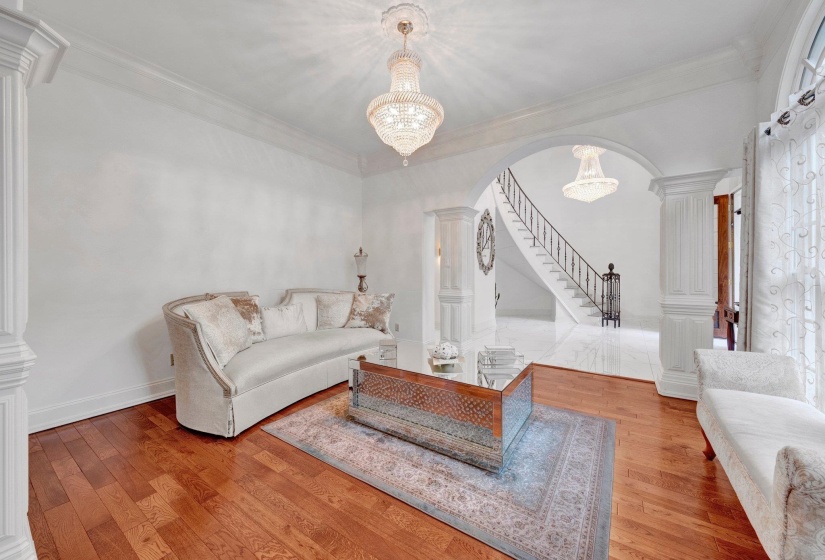 371 CHERRY CIR, Memphis, Tennessee 38117, 4 Bedroom Bedrooms, 11 Room Rooms,3.2 BathroomBathrooms,Residential,For Sale,CHERRY,0,10203134