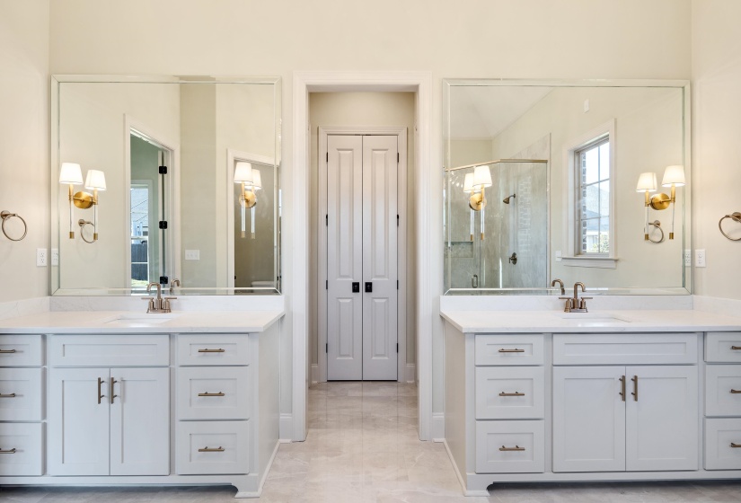 292 BECKHAM DR, Collierville, Tennessee 38017, 5 Bedroom Bedrooms, 19 Room Rooms,5.1 BathroomBathrooms,Residential,For Sale,BECKHAM,0,10203516